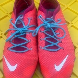 Nike Pink and Blue Athletic Shoes Lightweight Breathable